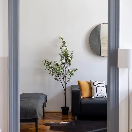Apartment Charming & Cozy Stylish In The Heart Of Budapest