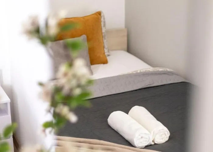 Charming & Cozy Stylish In The Heart Of Lejlighed *