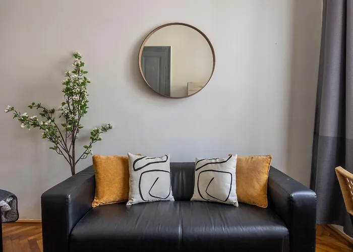 Charming & Cozy Stylish In The Heart Of Lejlighed *
