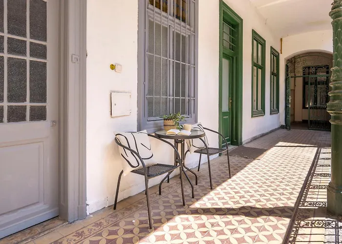 Charming & Cozy Stylish In The Heart Of Budapest