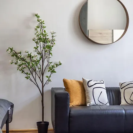 Charming & Cozy Stylish In The Heart Of Budapesta