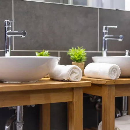 Apartament Charming & Cozy Stylish In The Heart Of *