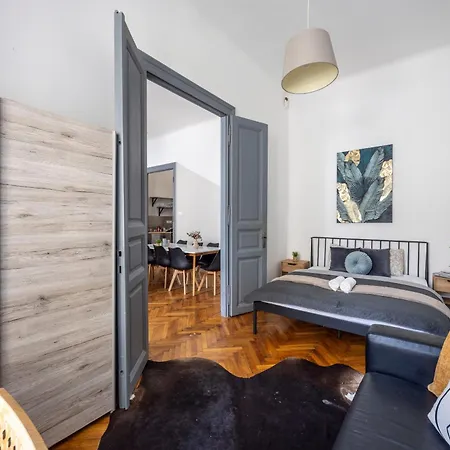 Charming & Cozy Stylish In The Heart Of Budapesta
