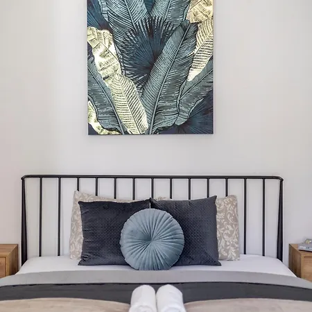 Charming & Cozy Stylish In The Heart Of