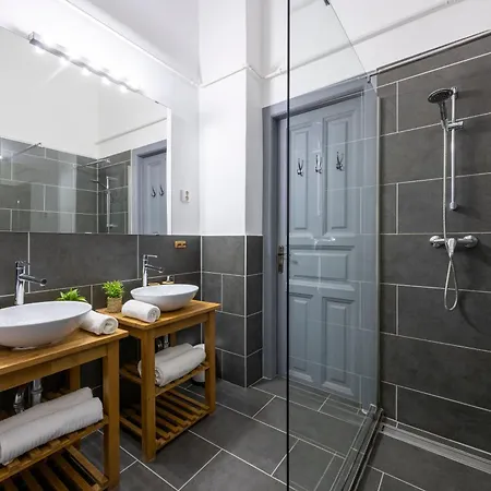 Apartament Charming & Cozy Stylish In The Heart Of